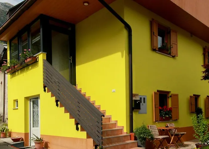 Apartma Dvor Milena